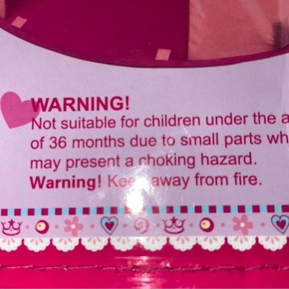 Princess Playhouse by Pockos UV protection for playtime and beach dressing room. - Picture 8 of 13